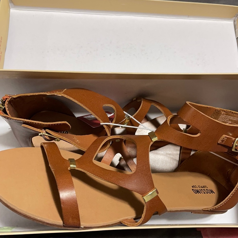Mossimo gladiator sandals